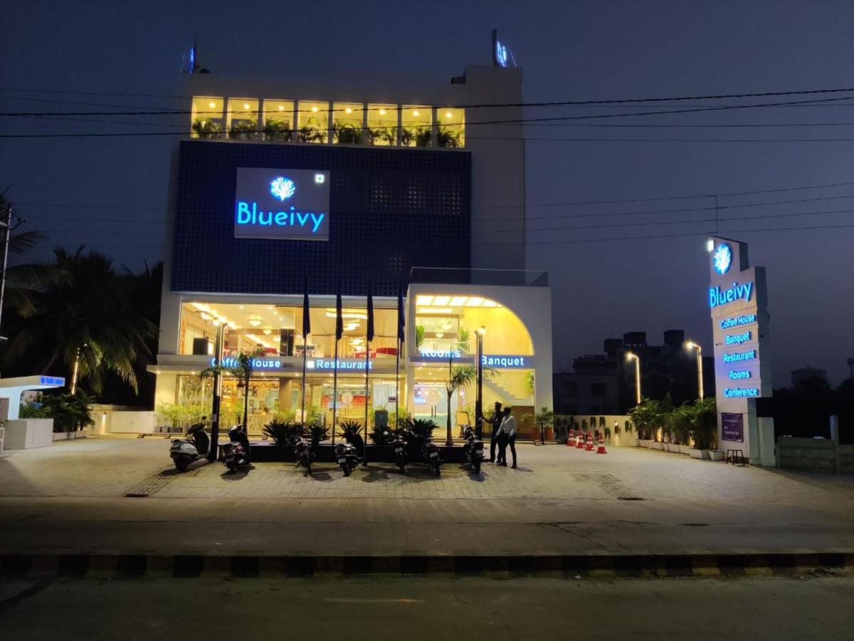 Hotel Blueivy Ānand Exteriér fotografie